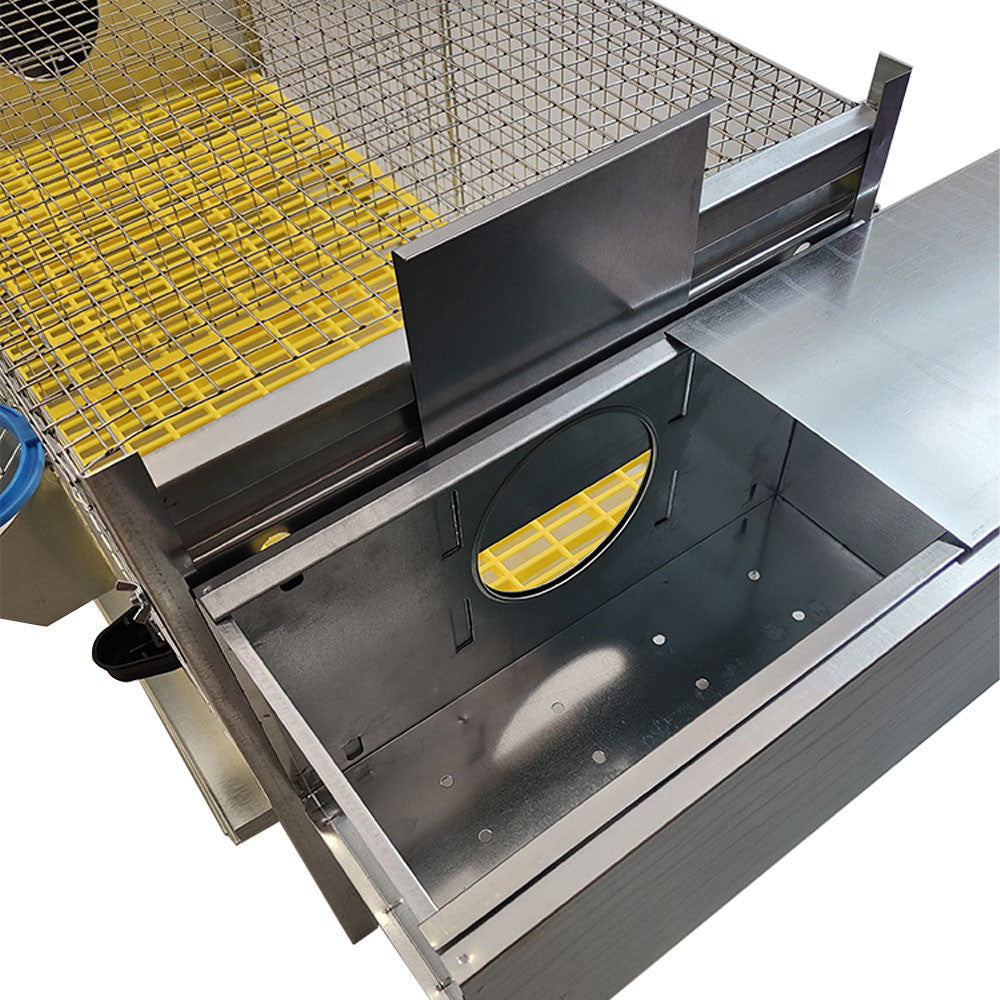 ECONOMIC RABBIT HUTCH WITH 2 NESTS AND REMOVABLE TRAY