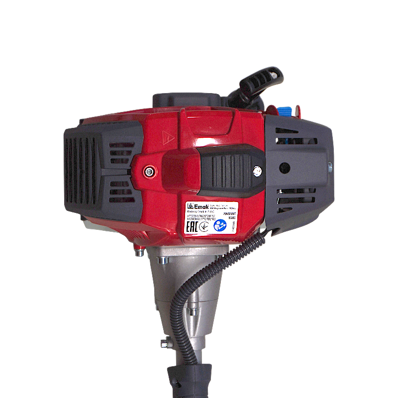 MULTIFUNKTIONALES FREISCHNEIDGERÄT EFCO DSH 2500 D MIT ANWENDUNGEN