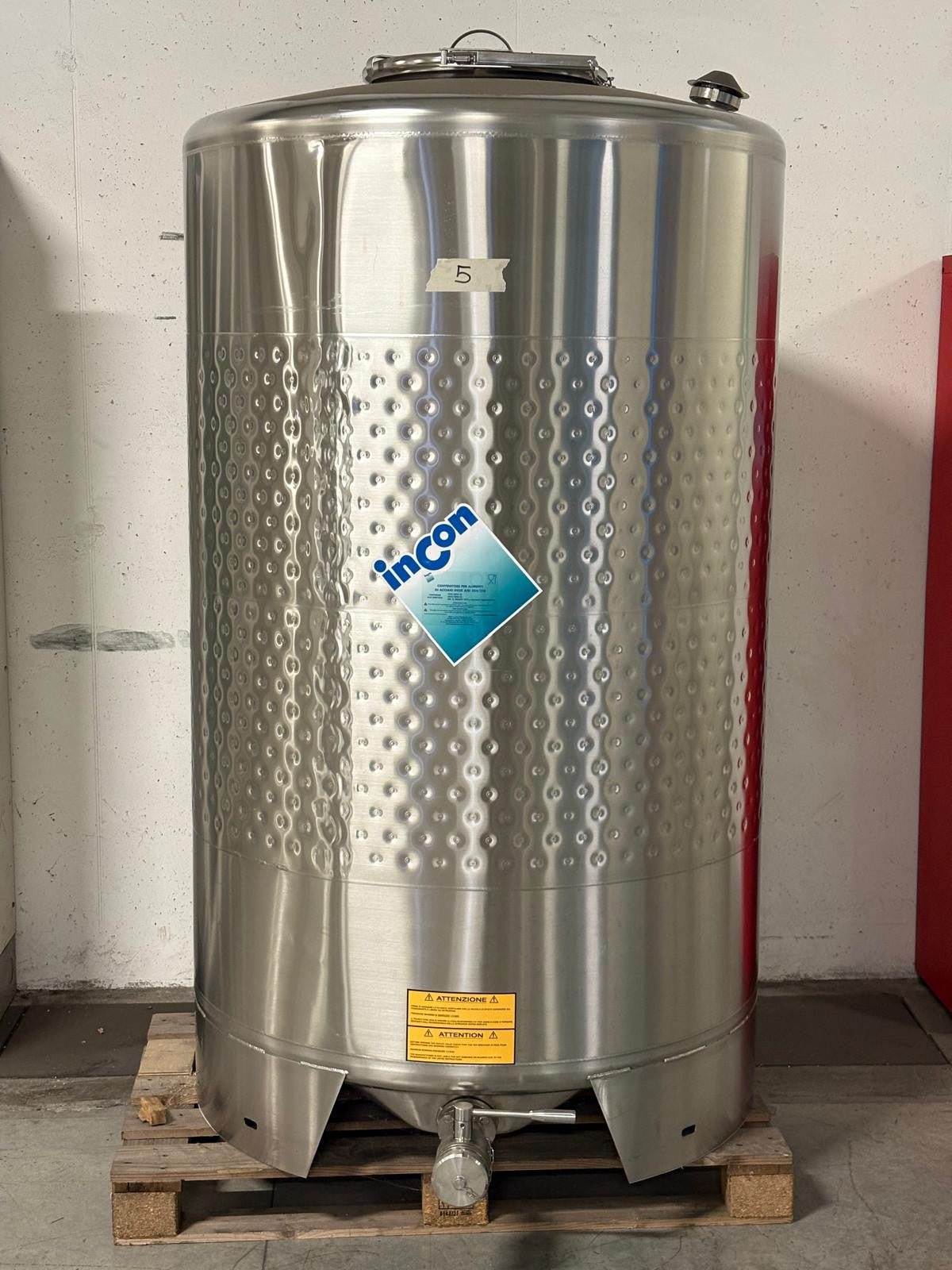 PALLETIZED STAINLESS STEEL TANK WITH COOLING JACKET LT 1500 "SBP" - OUTLET05