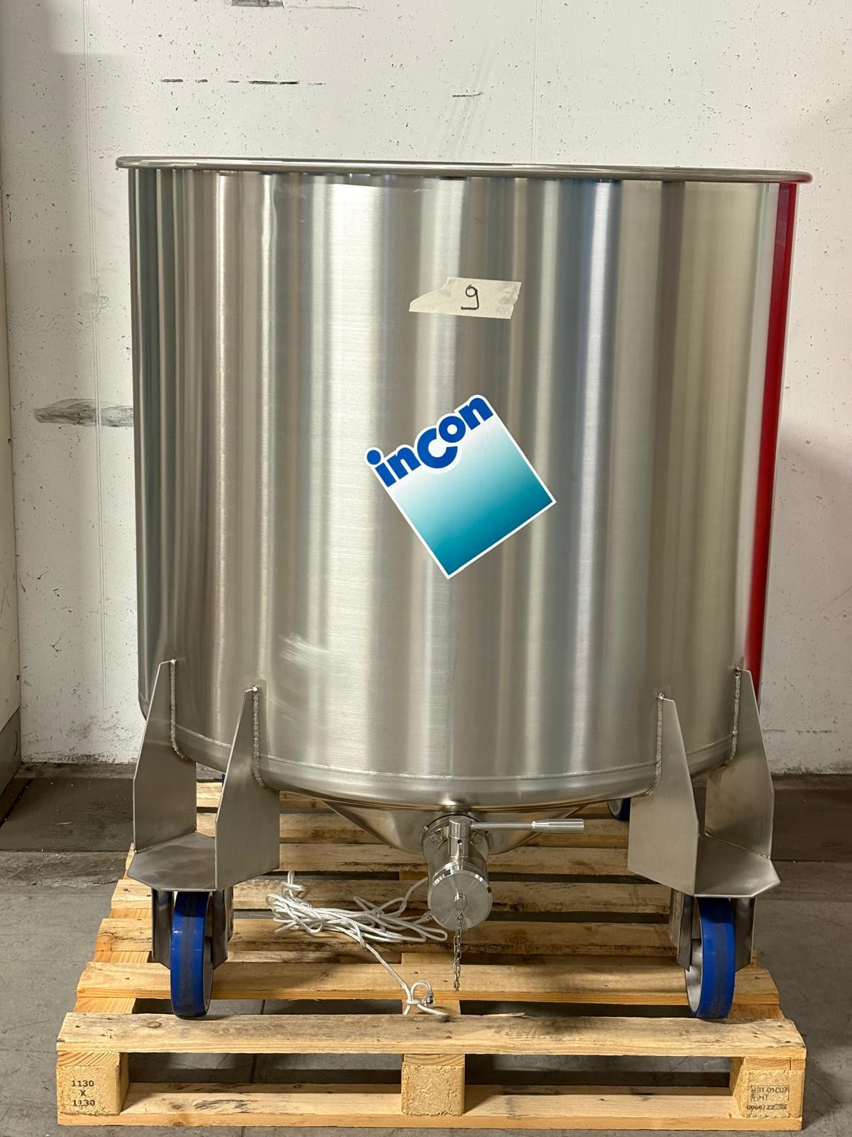 EDELSTAHL-TANK PALETTIERT LT 1000 "SCLA" - OUTLET09