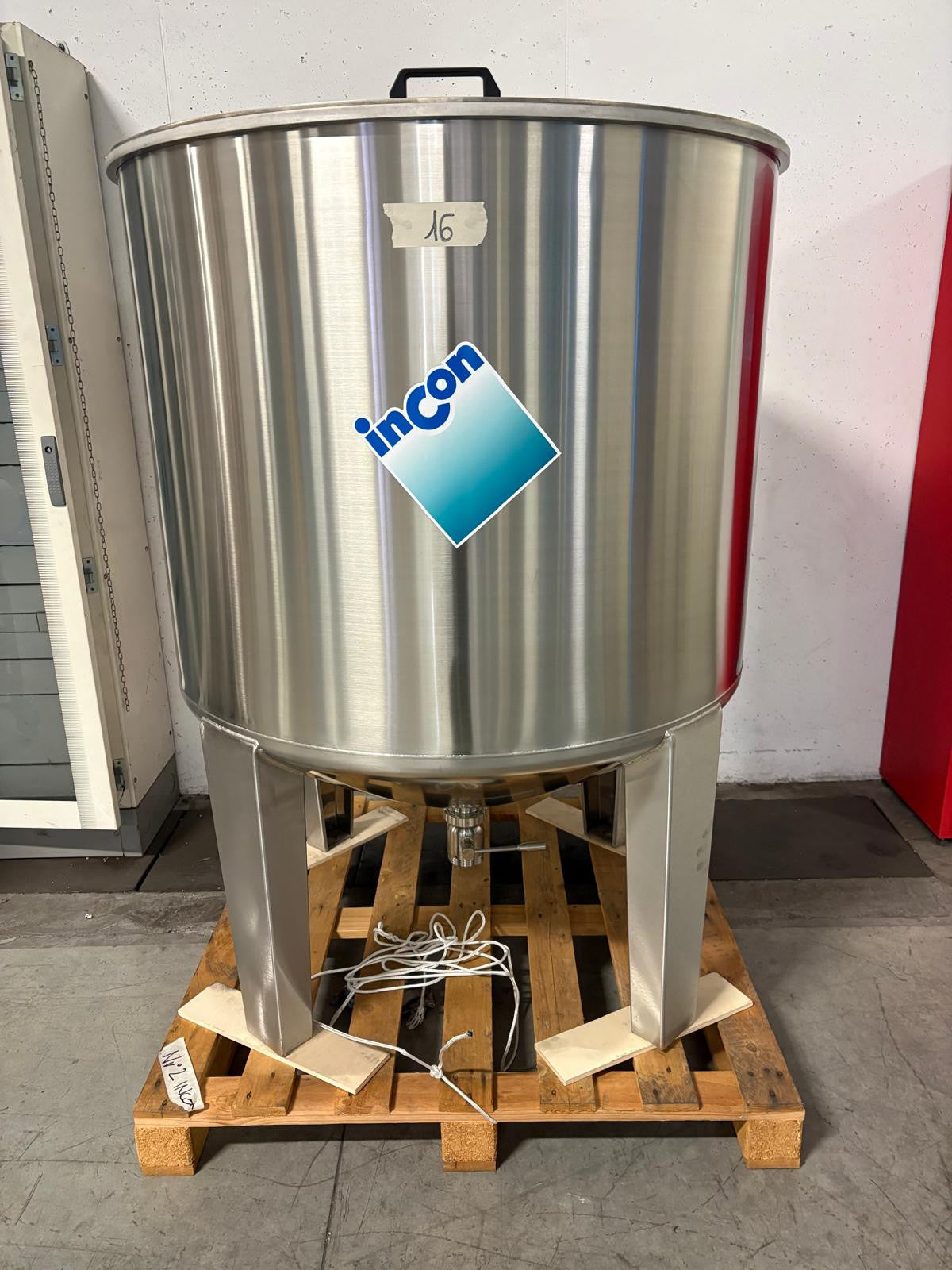 SERBATOIO INOX PALLETTIZZATO LT 1000 "MTFCM" - OUTLET16