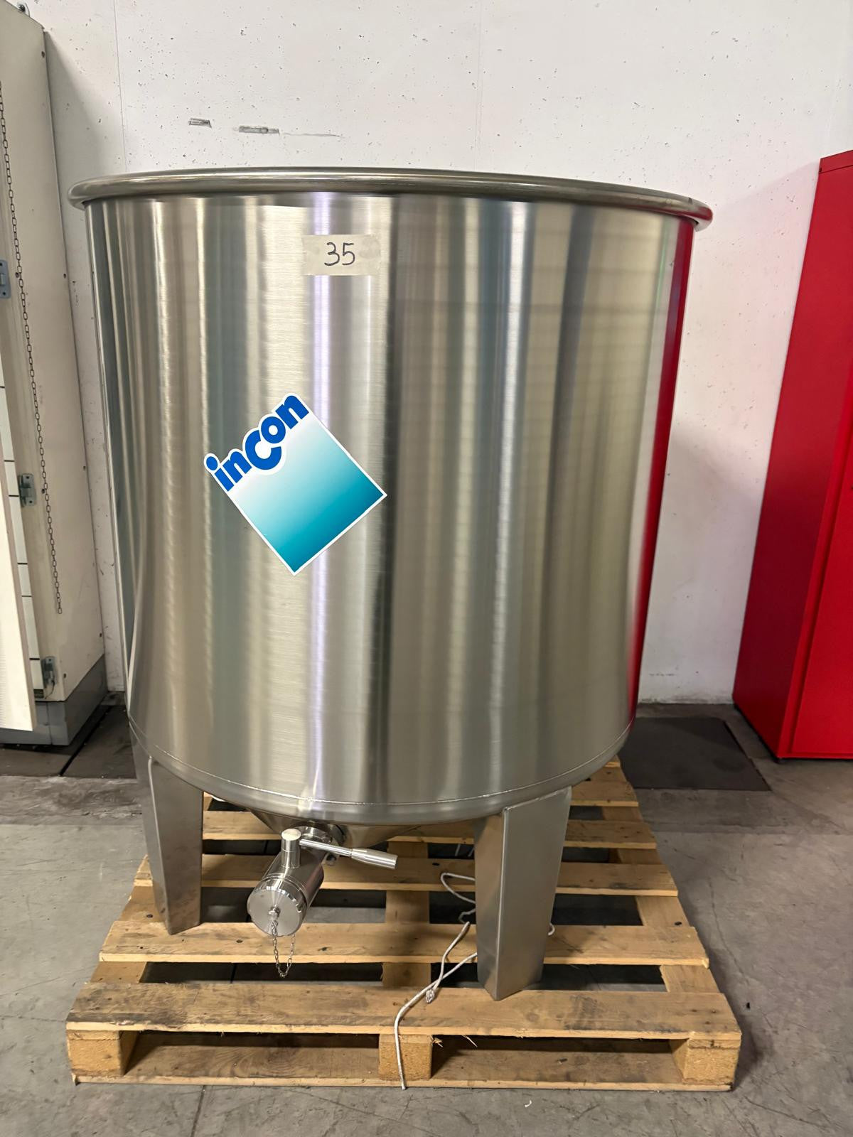 PALLETIZED STAINLESS STEEL TANK LT 1000 "MTLA" - OUTLET35