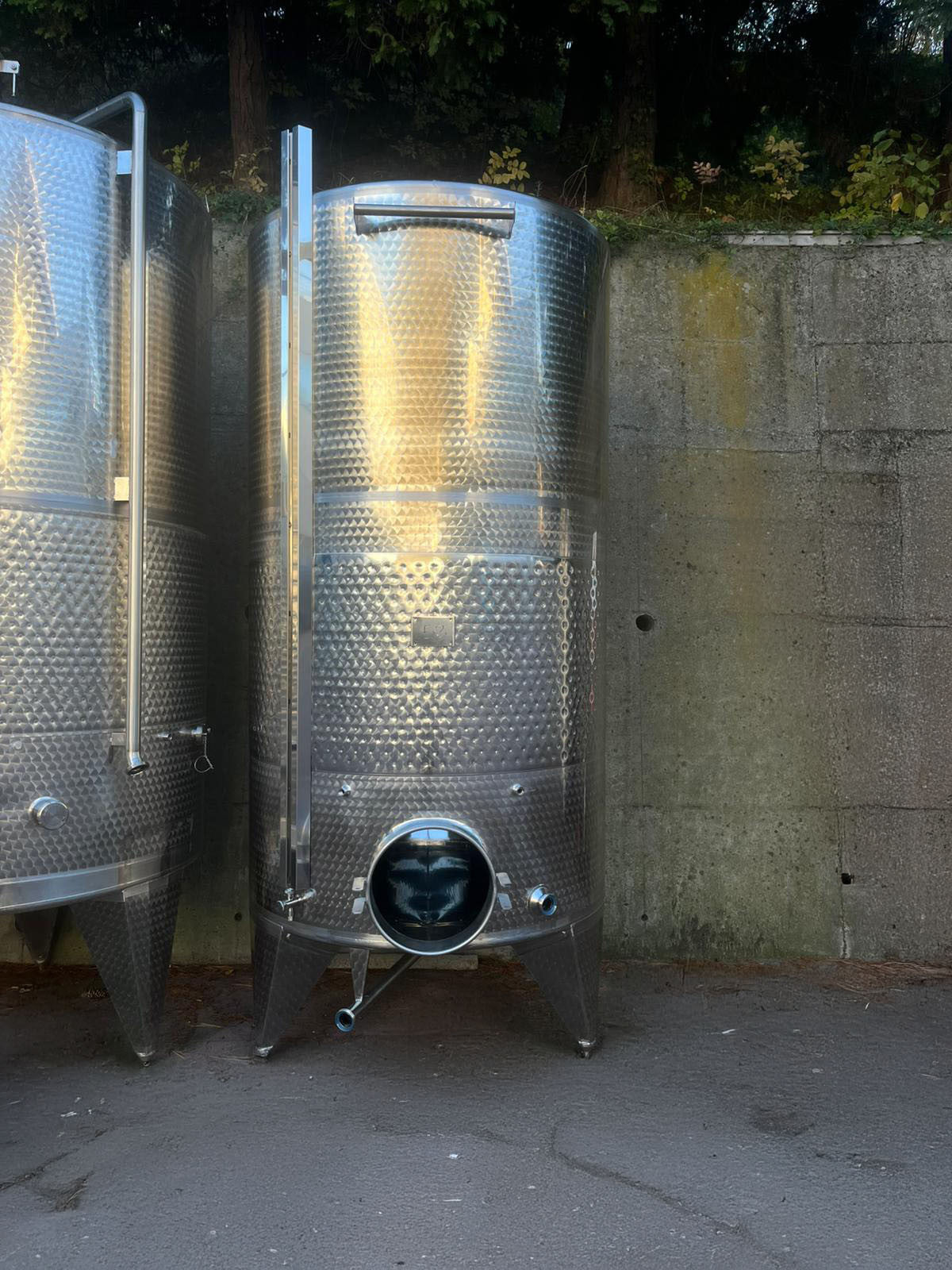 SERBATOIO INOX STOCCAGGIO FONDO CONICO 4200 LT - OUTLET53