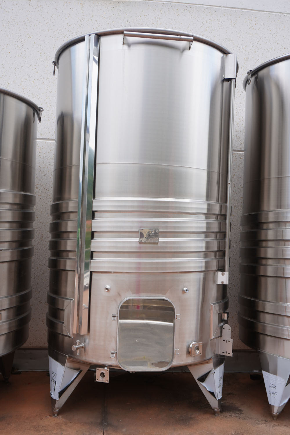 SERBATOIO INOX SEMPREPIENO AD ARIA FONDO PIANO INCLINATO 5000 LT - OUTLET42
