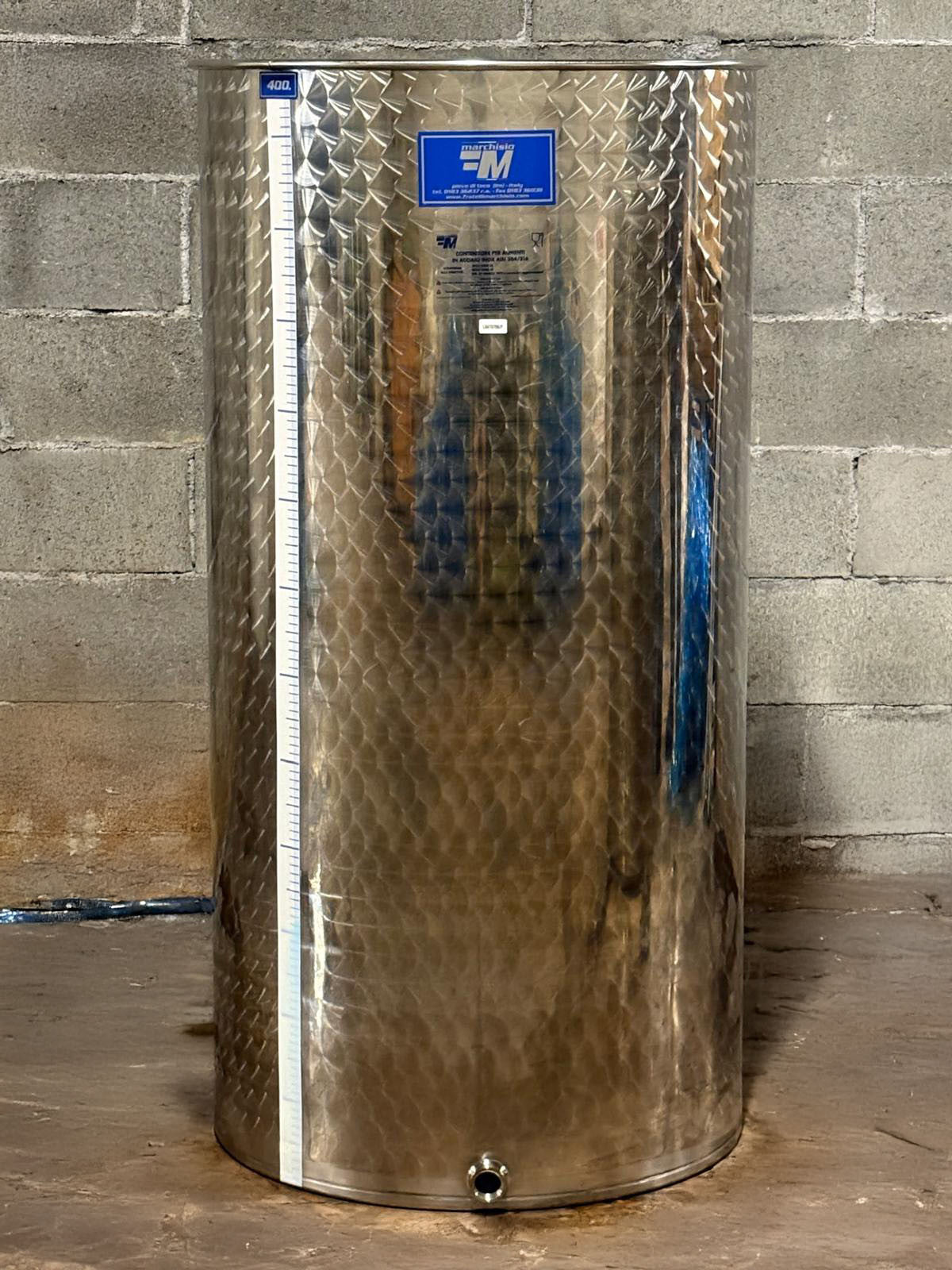 400A LT STAINLESS STEEL AIR TANK WITH FLAT BOTTOM - OUTLET105