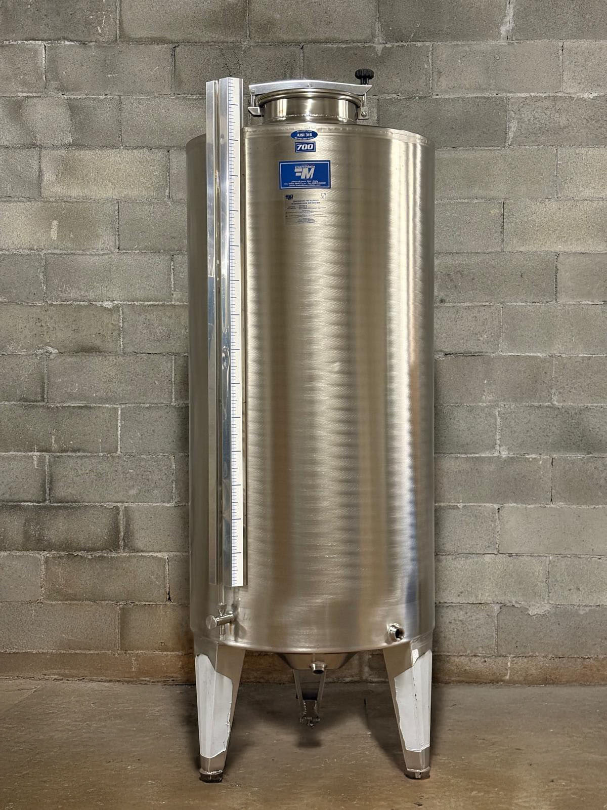 AISI 316 STAINLESS STEEL TANK WITH CONICAL BOTTOM 750 LT - OUTLET33