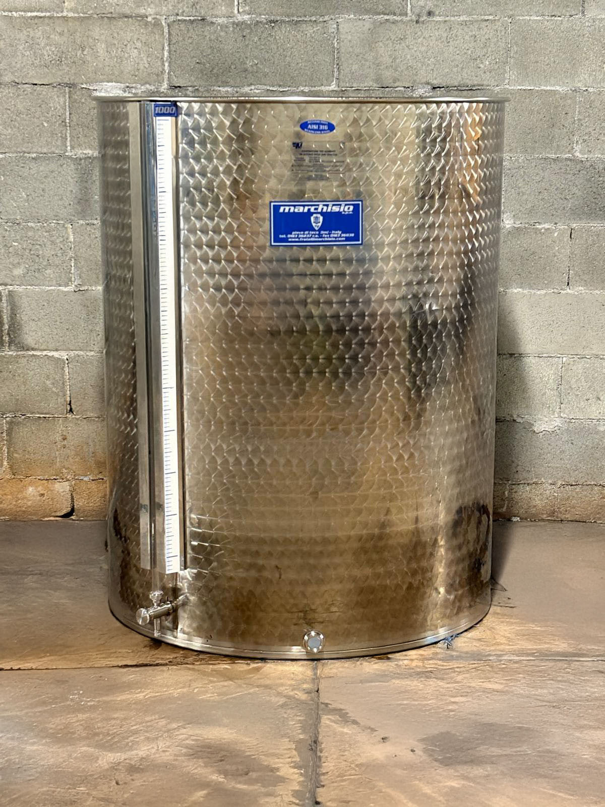 AIR-FILLED STAINLESS STEEL TANK WITH FLAT BOTTOM 1000 LT - OUTLET98