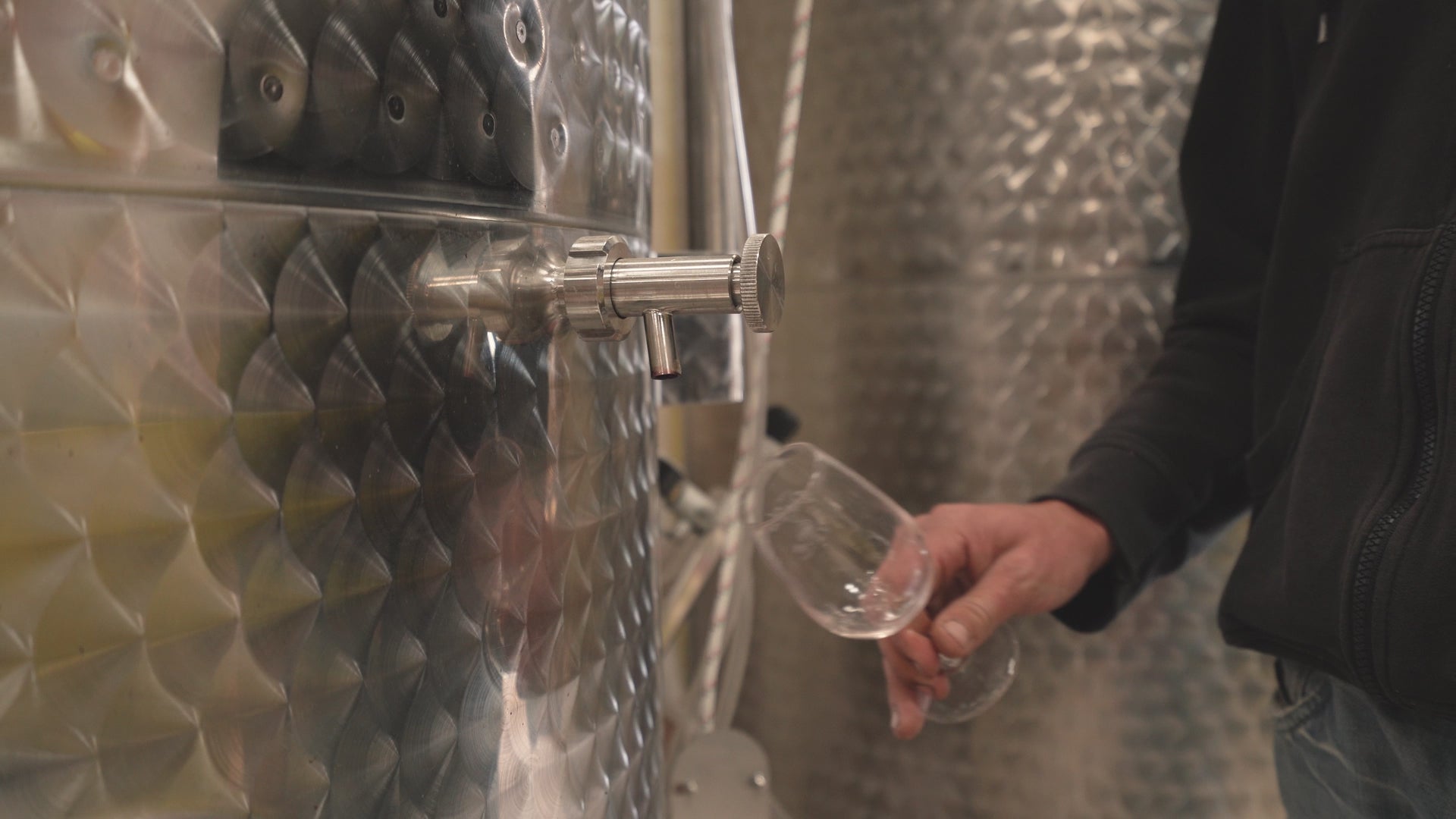 Carica video: 